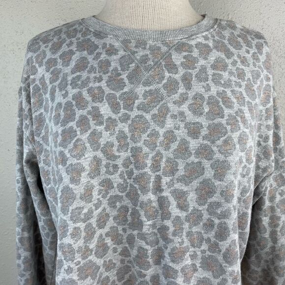 Colsie Cut Off Cropped Leopard Print Sweatshirt Size XS EUC - Picture 2 of 7